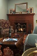 Yale Manor B&B and Yurt Glamping