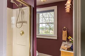 Yale Manor B&B and Yurt Glamping