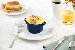 Yale Manor B&B and Yurt Glamping