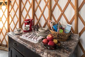 Yale Manor B&B and Yurt Glamping