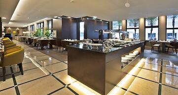 TURIM Marquês Hotel