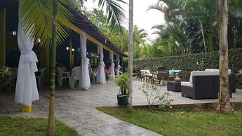 Pousada Tropical Araçatiba