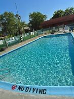 Gulfway Motel & Restaurant