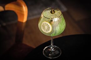 Kimpton Everly Hotel Hollywood by IHG