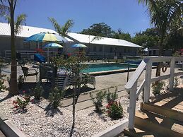 The Rivers Edge Motel