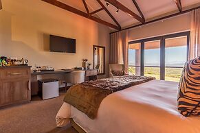 Intle Game Lodge