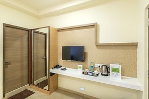 Treebo Nestlay Airport Alandur