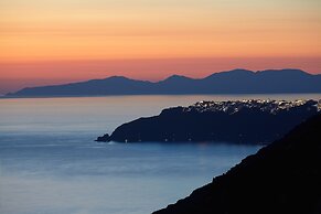 Callia Caves - Adults Only