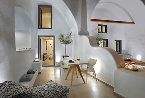 Callia Caves - Adults Only