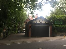 Oakfield Lodge Guest House Stockport