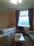 Oakfield Lodge Guest House Stockport
