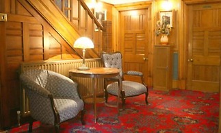 Oakfield Lodge Guest House Stockport