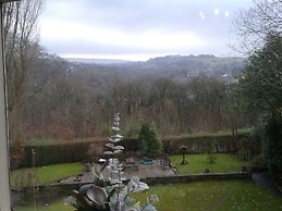 Oakfield Lodge Guest House Stockport