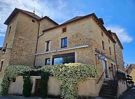 Hôtel Restaurant le Val d'Amby