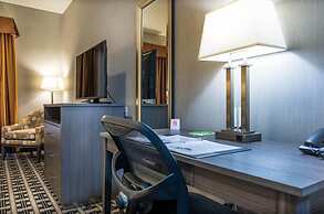 Timber Ridge Inn and Suites