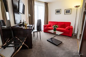 Elysée Hotel