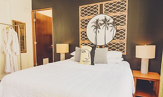 Tamboo Beside the Pointe