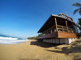 Tamboo Beside the Pointe