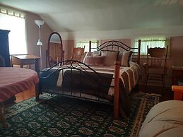 1805 House Bed and Breakfast