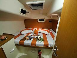 Tahiti Sail and Dive