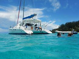 Tahiti Sail and Dive