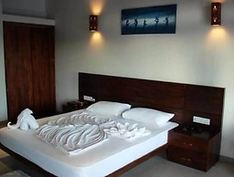 Hideaway Lodge