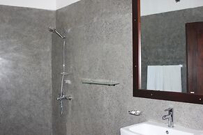 Hideaway Lodge
