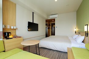 Candeo Hotels Osaka Namba