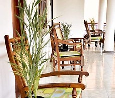 Hotel Happy Night & Restaurant