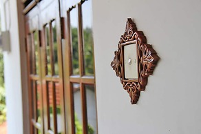 Hotel Happy Night & Restaurant