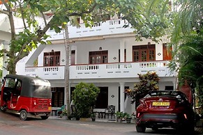 Hotel Happy Night & Restaurant