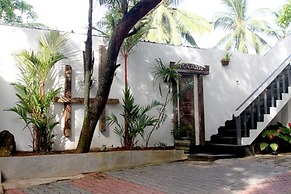 Hotel Happy Night & Restaurant