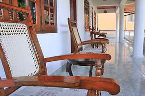 Hotel Happy Night & Restaurant