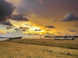 Hotel Happy Night & Restaurant