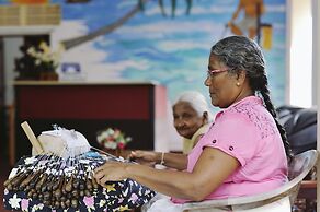 Hotel Happy Night & Restaurant