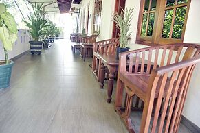 Hotel Happy Night & Restaurant