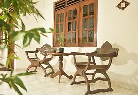 Hotel Happy Night & Restaurant