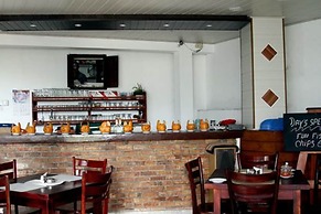 Hotel Happy Night & Restaurant