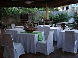 La Solana Suites And Resort