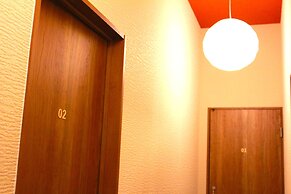 Funtoco Backpackers Namba - Hostel