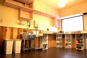 Funtoco Backpackers Namba - Hostel