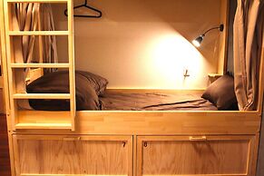 Funtoco Backpackers Namba - Hostel