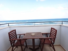 Diogenis Blue Palace