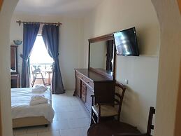 Diogenis Blue Palace