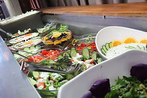 Diogenis Blue Palace