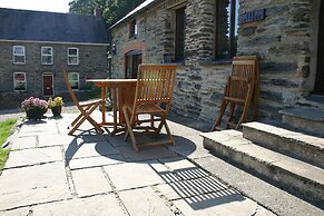 Troedyrhiw Holiday Cottages