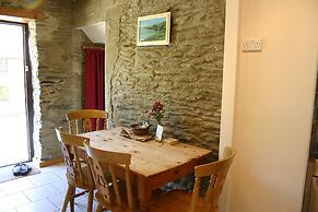 Troedyrhiw Holiday Cottages