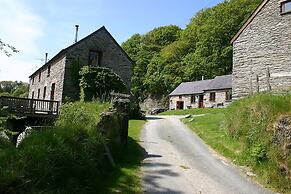 Troedyrhiw Holiday Cottages