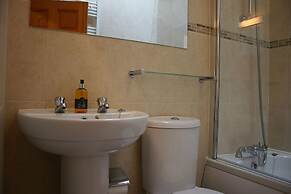 Troedyrhiw Holiday Cottages