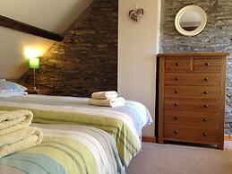 Troedyrhiw Holiday Cottages